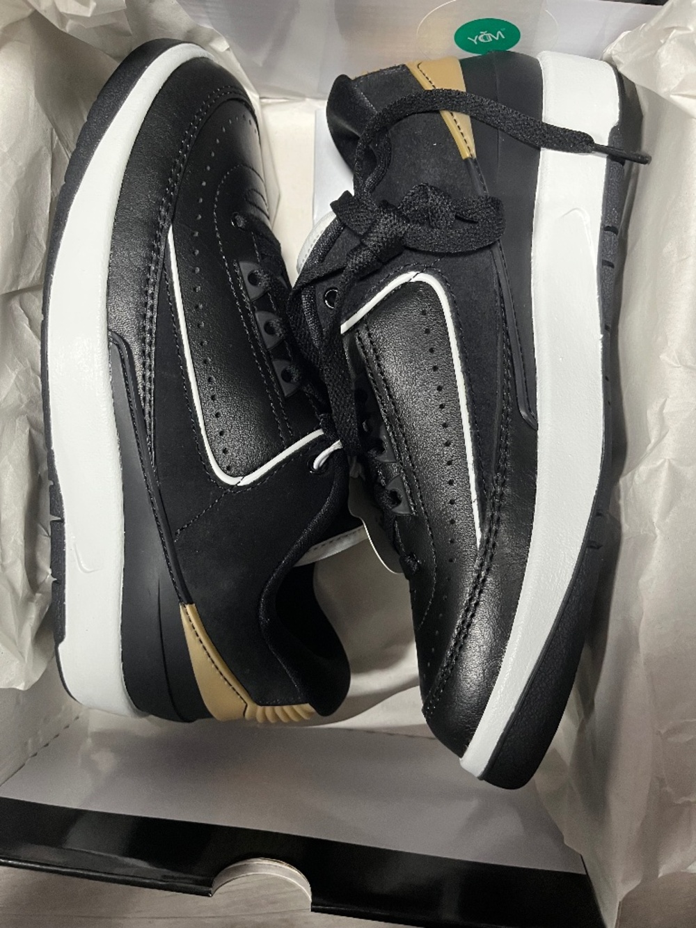 Air Jordan Retro 2
